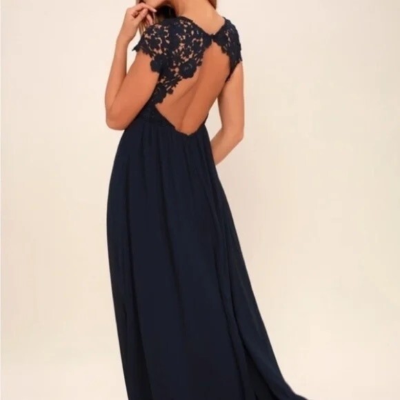LULU'S THE GREATEST NAVY BLUE LACE MAXI DRESS WITH OPEN BACK SIZE SMALL - Picture 1 of 10
